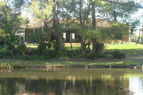 24 Isambert Rd, Landsborough, QLD 4550