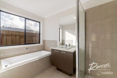 Property photo of 13 Snedden Street Armstrong Creek VIC 3217