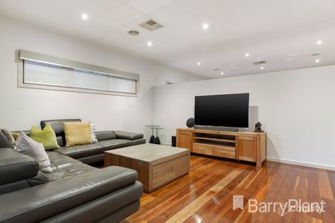 Property photo of 16 Newstead Street Keysborough VIC 3173