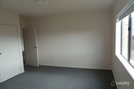 Property photo of 24 Windsor Street Wodonga VIC 3690
