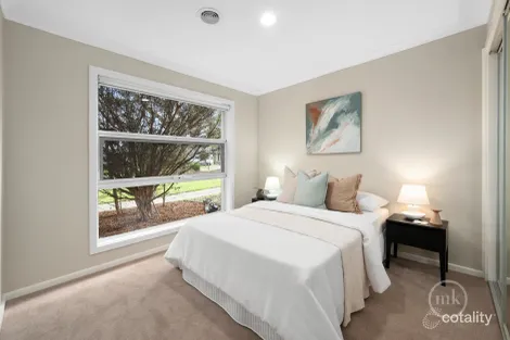 Property photo of 10 Levens Lane Mernda VIC 3754