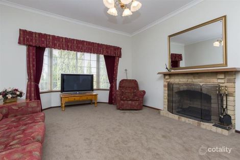 Property photo of 15 Cherry Hills Crescent Connolly WA 6027
