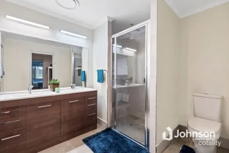 Property photo of 17 Whitcomb Street Hillcrest QLD 4118