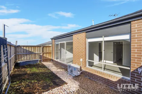 Property photo of 17 Riveting Road Wyndham Vale VIC 3024