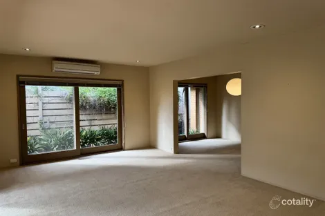Property photo of 1 Cosham Street Brighton VIC 3186