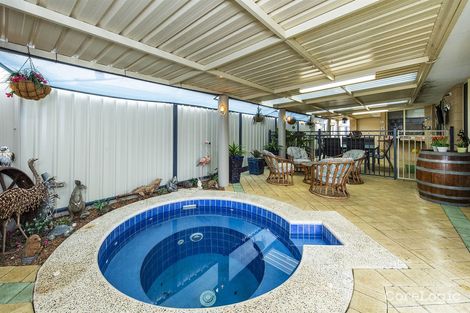Property photo of 6 Alondro Way Meadow Springs WA 6210