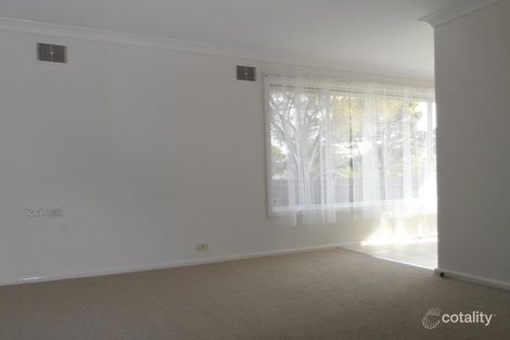 Property photo of 25 Sampson Crescent Bomaderry NSW 2541