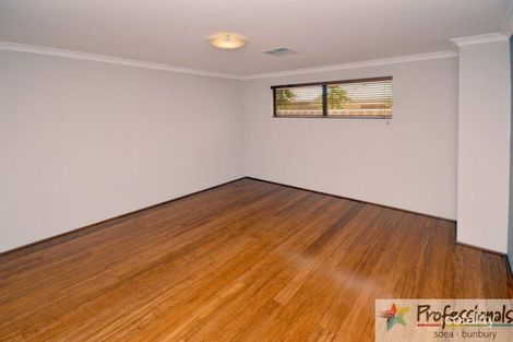 Property photo of 26 Carbine Loop Millbridge WA 6232