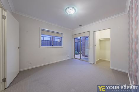 Property photo of 12 Wilkiea Crescent Cranbourne North VIC 3977