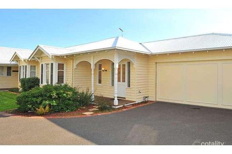 2/10 Collins St, Mentone, VIC 3194