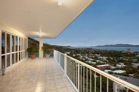 Property photo of 2/19 Hillside Crescent Townsville City QLD 4810