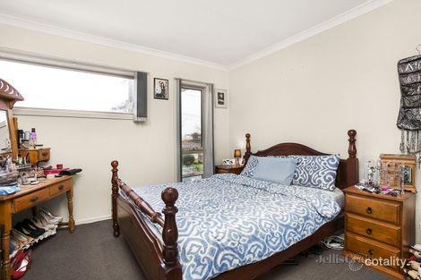 Property photo of 1/19 Millewa Crescent Dallas VIC 3047