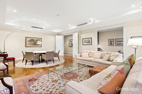 Property photo of 207/1 Wallace Avenue Toorak VIC 3142