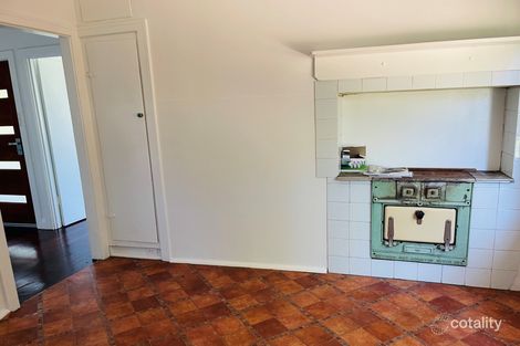 5 Lowe St, Carey Park, WA 6230