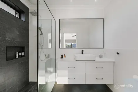 Property photo of 84 Bruton Street Tocumwal NSW 2714