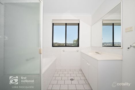 Property photo of 4 Ardea Court Cameron Park NSW 2285