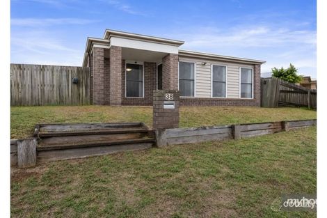 Property photo of 38 Sanctuary Drive Cranley QLD 4350