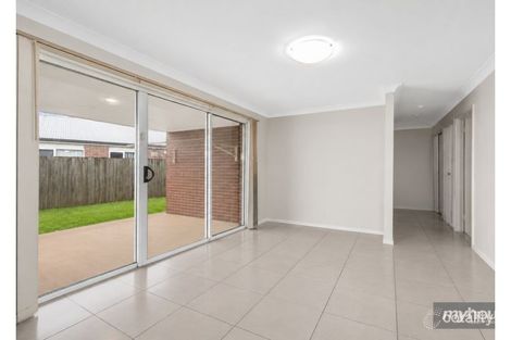 Property photo of 38 Sanctuary Drive Cranley QLD 4350