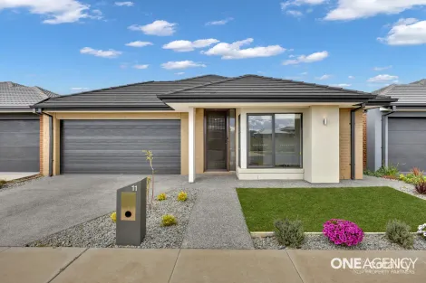 Property photo of 11 Jump Road Fraser Rise VIC 3336