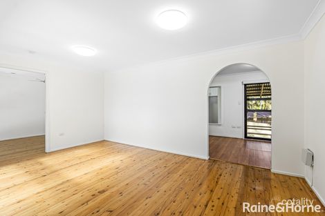 Property photo of 32 Fern Close Wyoming NSW 2250