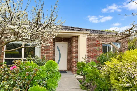 6 Lemon Thyme Way, Lynbrook, VIC 3975