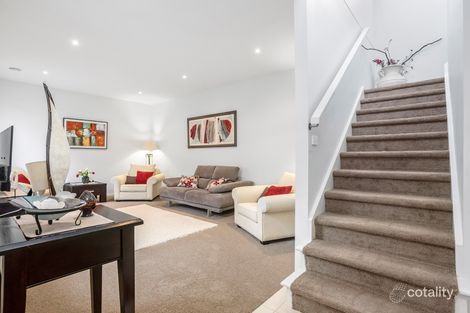 Property photo of 1 Silvergrass Court Croydon VIC 3136