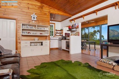 Property photo of 16 Carney Place Knockrow NSW 2479