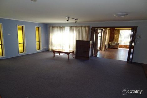 Property photo of 54 Kelloshiel Close West Bathurst NSW 2795