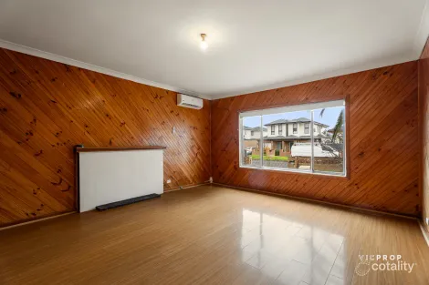 Property photo of 64 Walmer Avenue St Albans VIC 3021