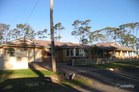 Property photo of 2 Monday Street Tuggerawong NSW 2259