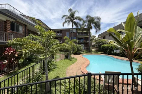 4/210 Scarborough St, Southport, QLD 4215