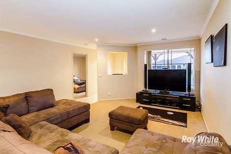 Property photo of 41 Diamond Parade Skye VIC 3977