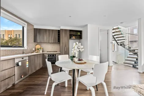 20 COLLARED CL, BUNDOORA, VIC 3083