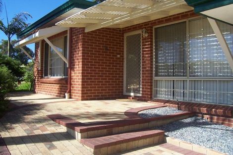 Property photo of 2 Harrington Crescent Leeming WA 6149
