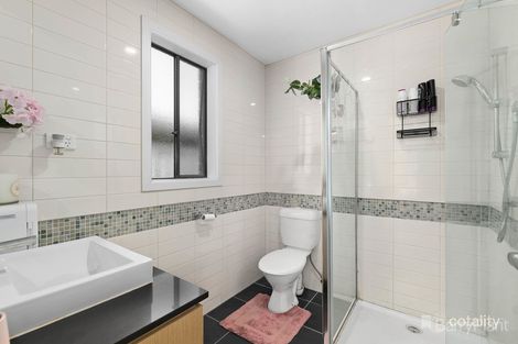 Property photo of 28 Cherry Blossom Chase Pakenham VIC 3810