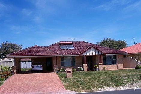 Property photo of 4 Timbermill Crescent Broadwater WA 6280