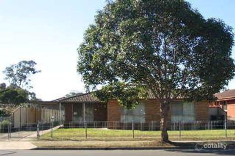 12 Brisbane Rd, St Johns Park, NSW 2176