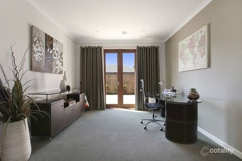 Property photo of 15 Buckhurst Avenue Epping VIC 3076