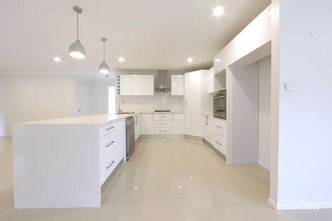 Property photo of 3 Chardonnay Close Gillieston Heights NSW 2321