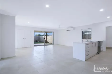 Property photo of 8 Tarsier Street Dakabin QLD 4503