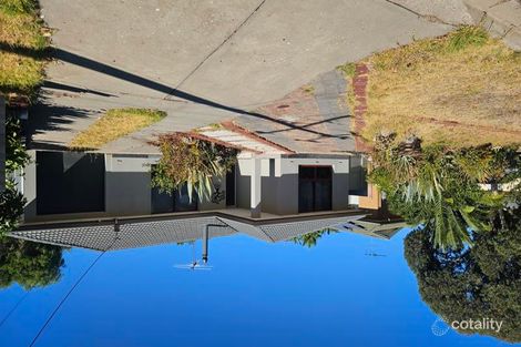 18 Lynlee Cres, Huntfield Heights, SA 5163