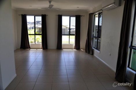 Property photo of 2 Webb Court Rural View QLD 4740