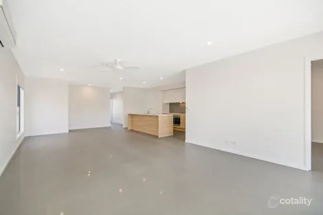 Property photo of 22 Esprit Crescent Birtinya QLD 4575