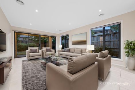 Property photo of 14 Royaloak Crescent Cranbourne East VIC 3977