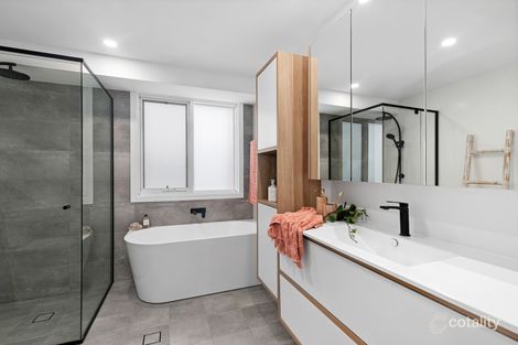 Property photo of 21 Lakin Street Bateau Bay NSW 2261