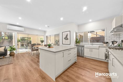 Property photo of 12 Hopkins Pass Pakenham VIC 3810