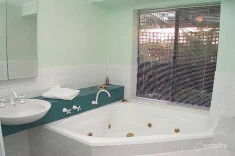 27 Pitfield Cres, Rowville, VIC 3178