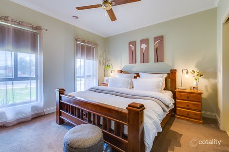 Property photo of 90 Halletts Way Bacchus Marsh VIC 3340