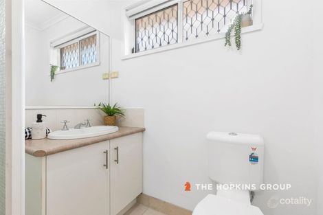 Property photo of 15 Lily Drive Sydenham VIC 3037