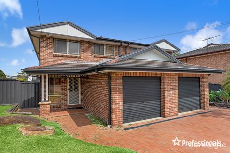 1/674a Henry Lawson Dr, East Hills, NSW 2213